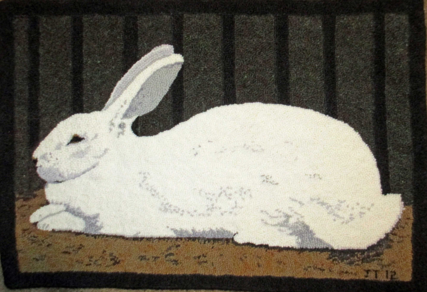 Rabbit Pattern on linen, 31.5"x22.5"