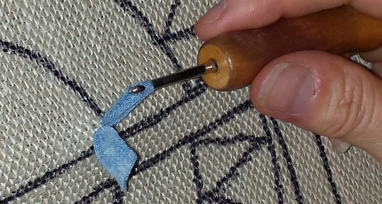 DeLovely Rug Hooking Lap/Floor Frame Instructions – Little House Rugs