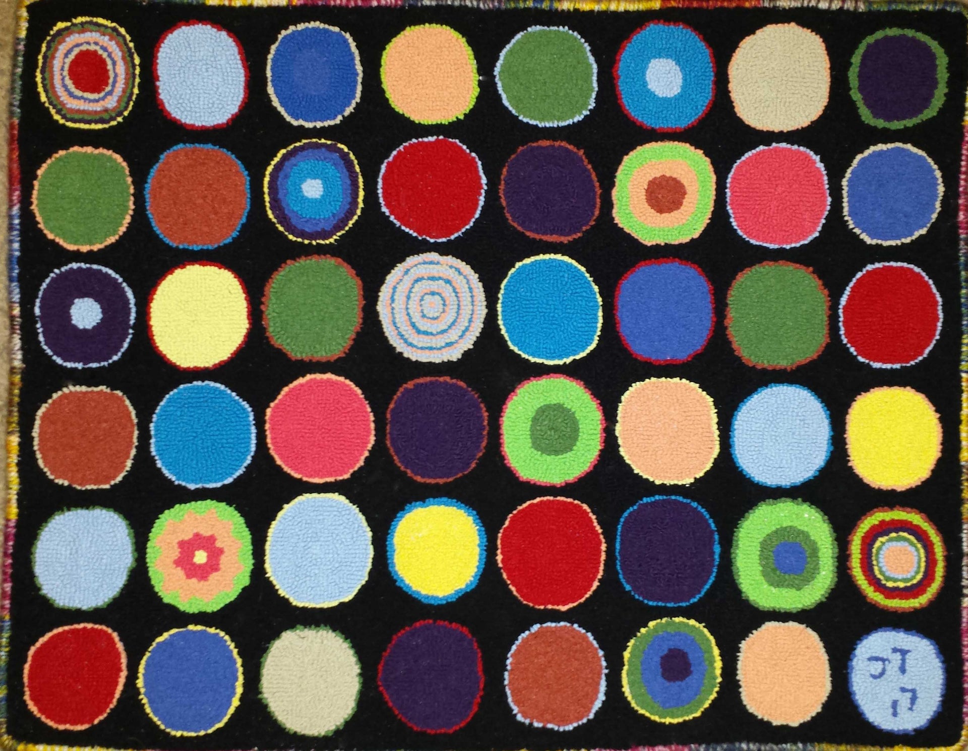 Penny Small Pattern on linen, 21"x28.5"