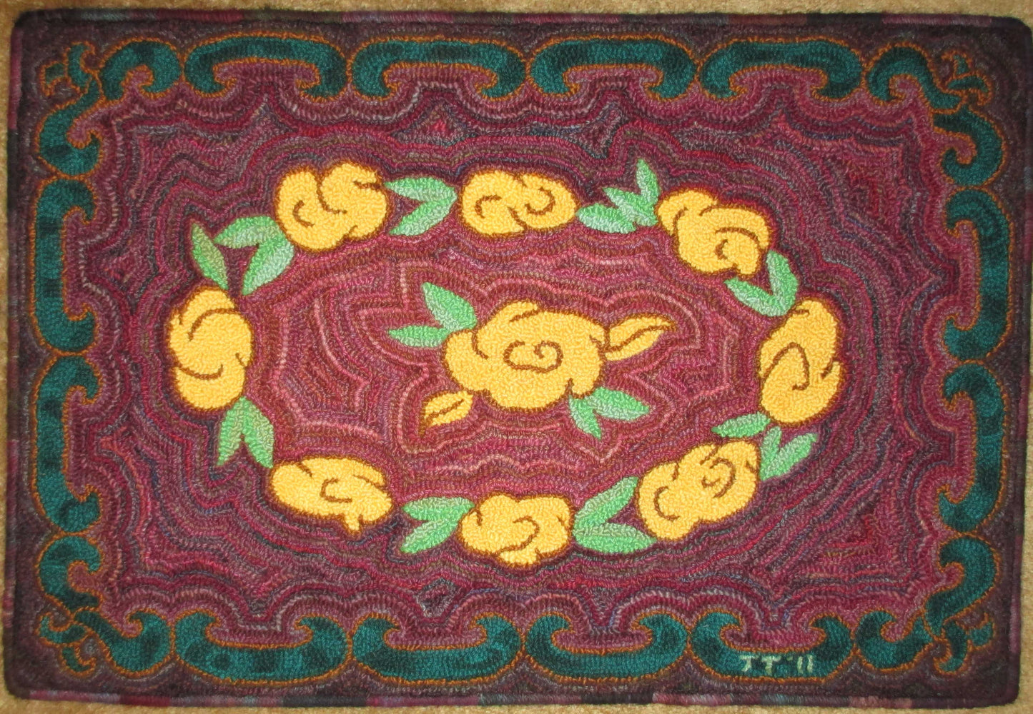 Cozy Rose Pattern on linen, 22.5"x32.5"